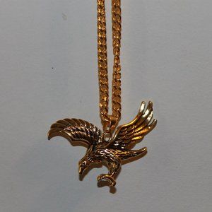 New Men's Fashion Eagle Pendant Golden Necklace Never Used